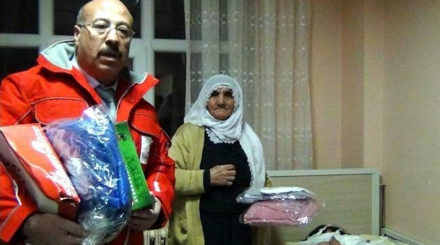 Kızılay&rsquo;dan Bebek Ve &Ccedil;ocuklara Giyim Yardımı
