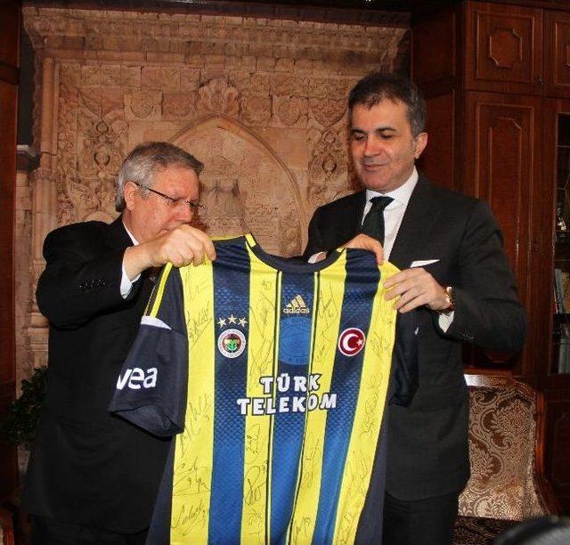 Bakan Çelik, Fenerbahçe Başkanı Aziz Yıldırım'ı Makamında Kabul Etti