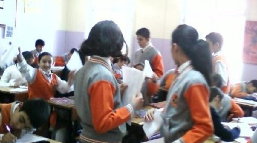 &Ouml;ğrenciler Sigaraya Savaş A&ccedil;tı