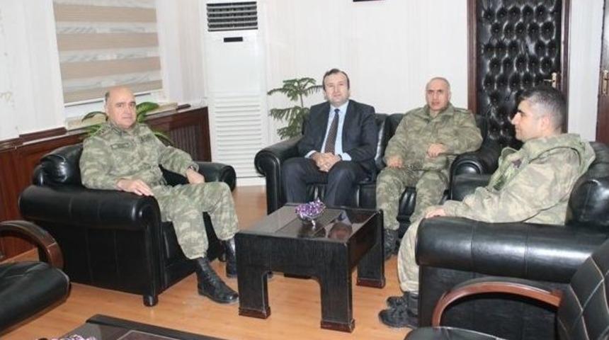 Van Kolordu Komutanı İdil'de
