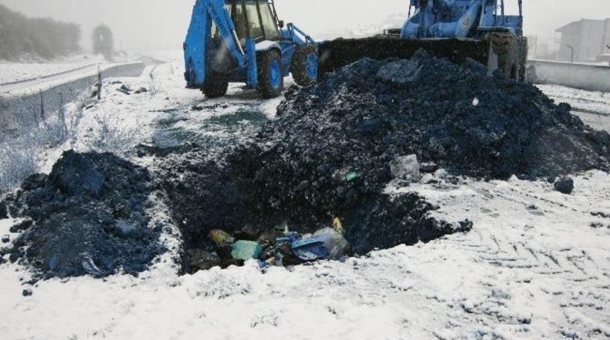 Gerede&rsquo;de G&uuml;n&uuml; Ge&ccedil;miş &Uuml;r&uuml;nler İmha Edildi