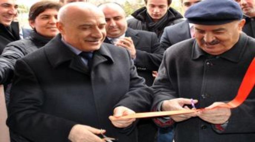 'Bakkal A&ccedil;ılır Gibi Eczane A&ccedil;ılamayacak'