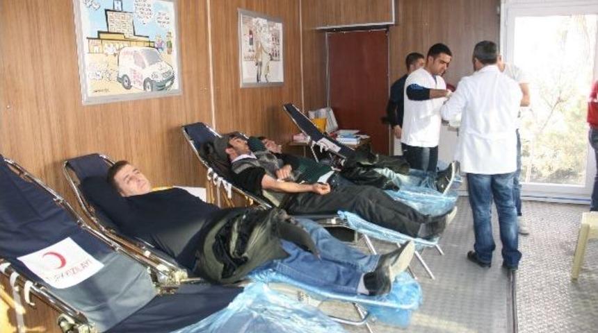 Kızılay Kan Toplama Tır&rsquo;ı Iğdır&rsquo;da