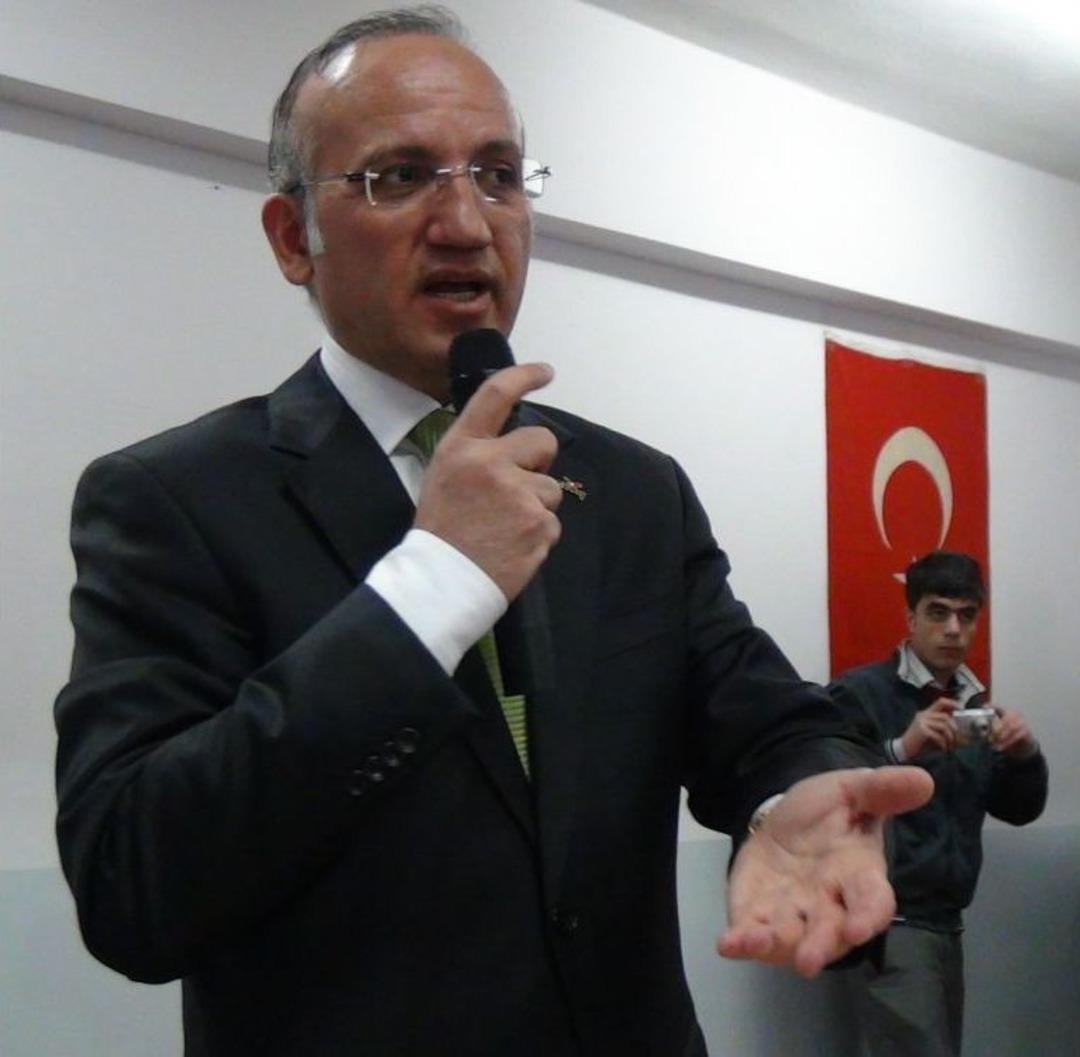 Fatih Projesi Kapsamında Bitlisli &Ouml;ğrencilere Tablet Dağıtıldı