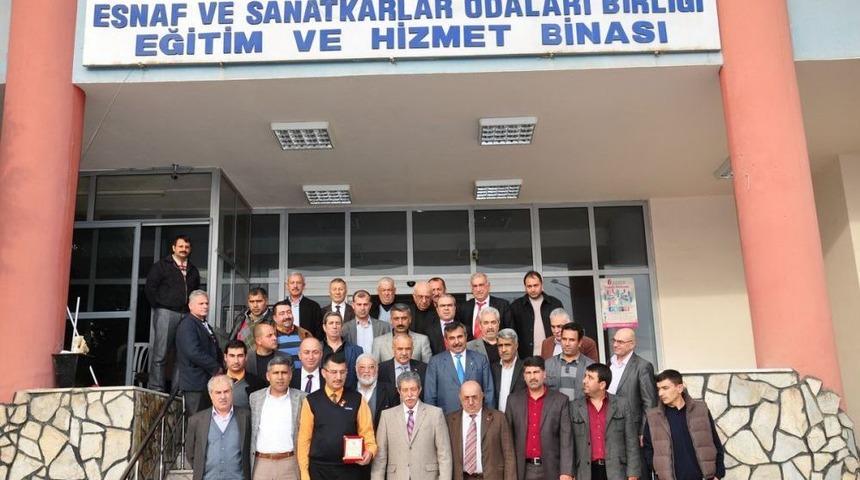 &Ouml;rnek Şof&ouml;re Altın &Ouml;d&uuml;l&uuml;