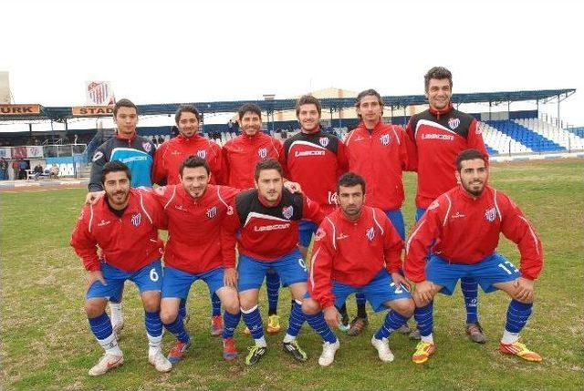 Didim Belediyespor Dostluk Maçında Alman Ekibi İle Karşı Karşıya Geldi