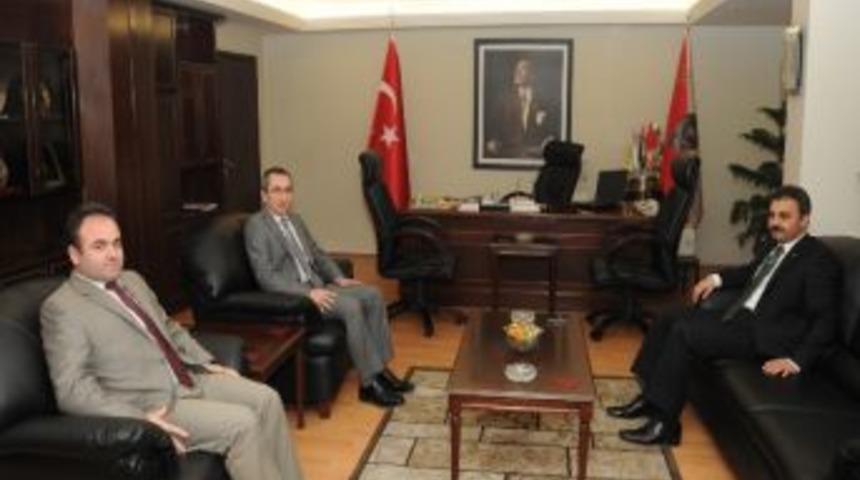 Başkan K&uuml;lc&uuml;&rsquo;den, Doğan&rsquo;a Taziye Ziyareti