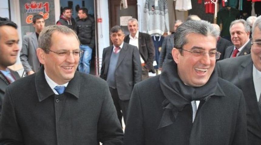 Başkan Ergin G&ouml;khan G&uuml;naydın&rsquo;ı K&uuml;&ccedil;&uuml;kkuyu&rsquo;da Yalnız Bırakmadı