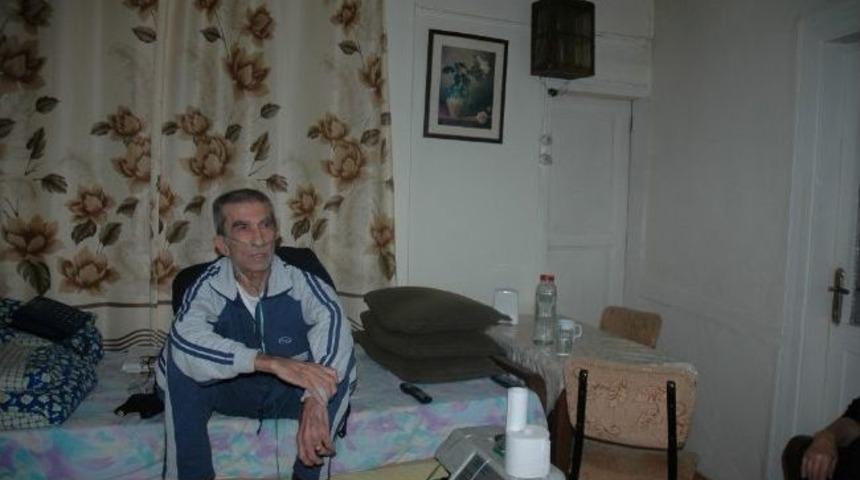 İmkansızlıktan 1. Dünya Savaşını Başlatan Geminin Fenerini Satıyor