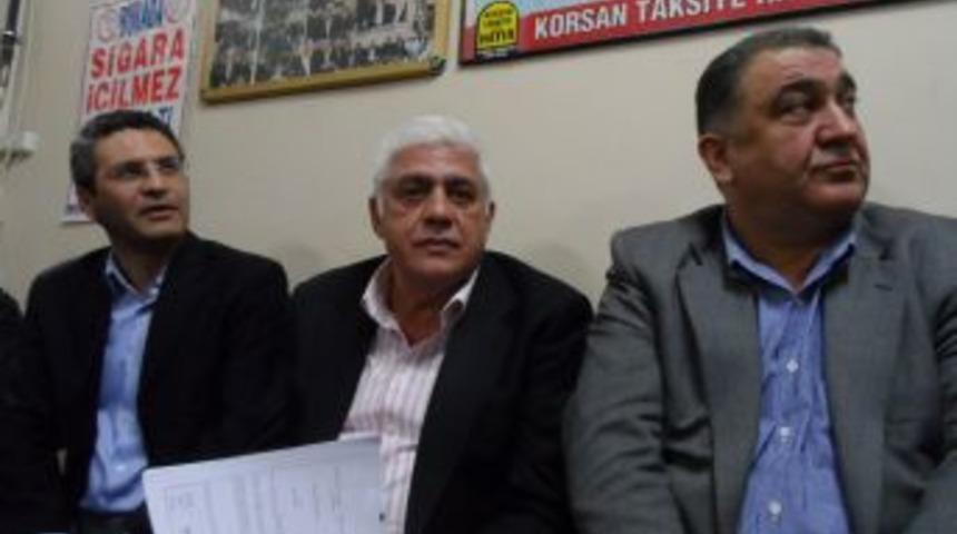 CHP Y&ouml;neticileri Taksicileri Ziyaret Etti