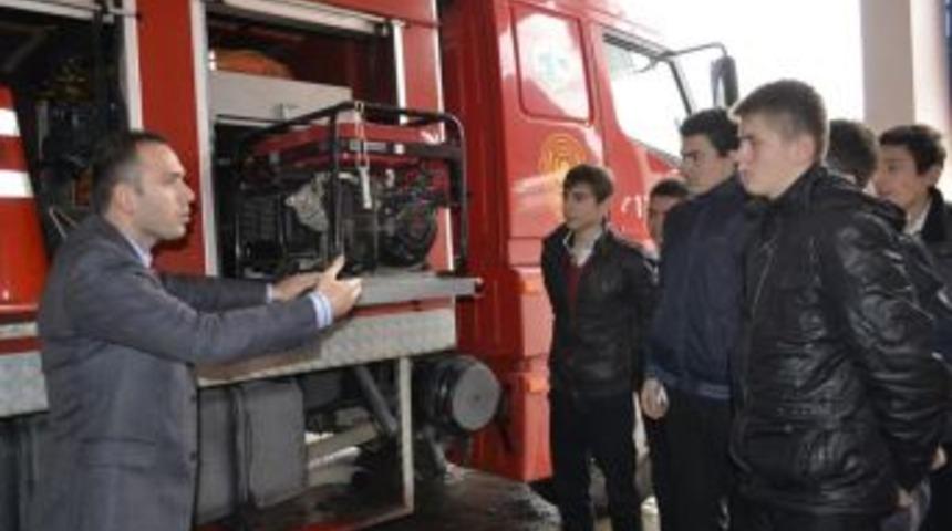 Öğrencilere yangın eğitimi