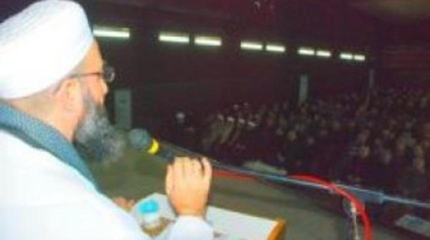 Osmancık'ta ''Suriye'deki Dram'' konferansı