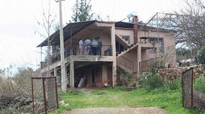 Orman Arazisine Yapılan Ev M&uuml;h&uuml;rlendi