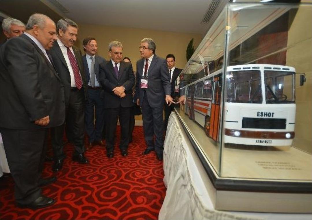 İzmir&rsquo;e Uluslar Arası &Ouml;vg&uuml;