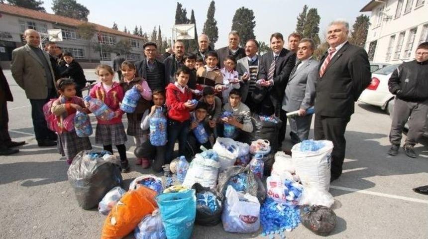 Mavi Kapağa &Ouml;ğrenci Desteği