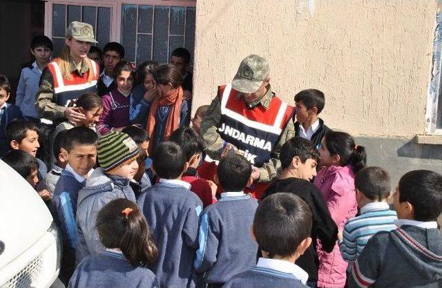 Jandarmadan Öğrencilere Trafik Semineri