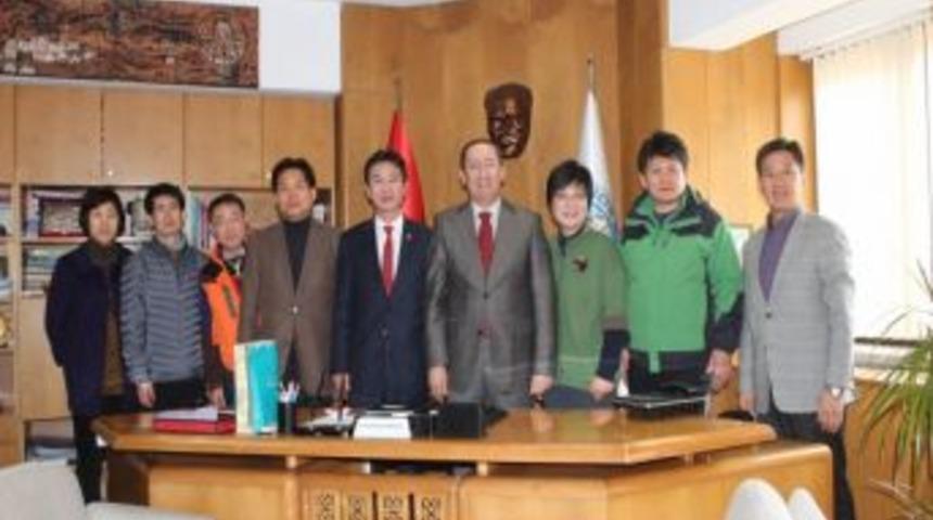 Güney Kore’den Gelen Heyet Avanos’ta