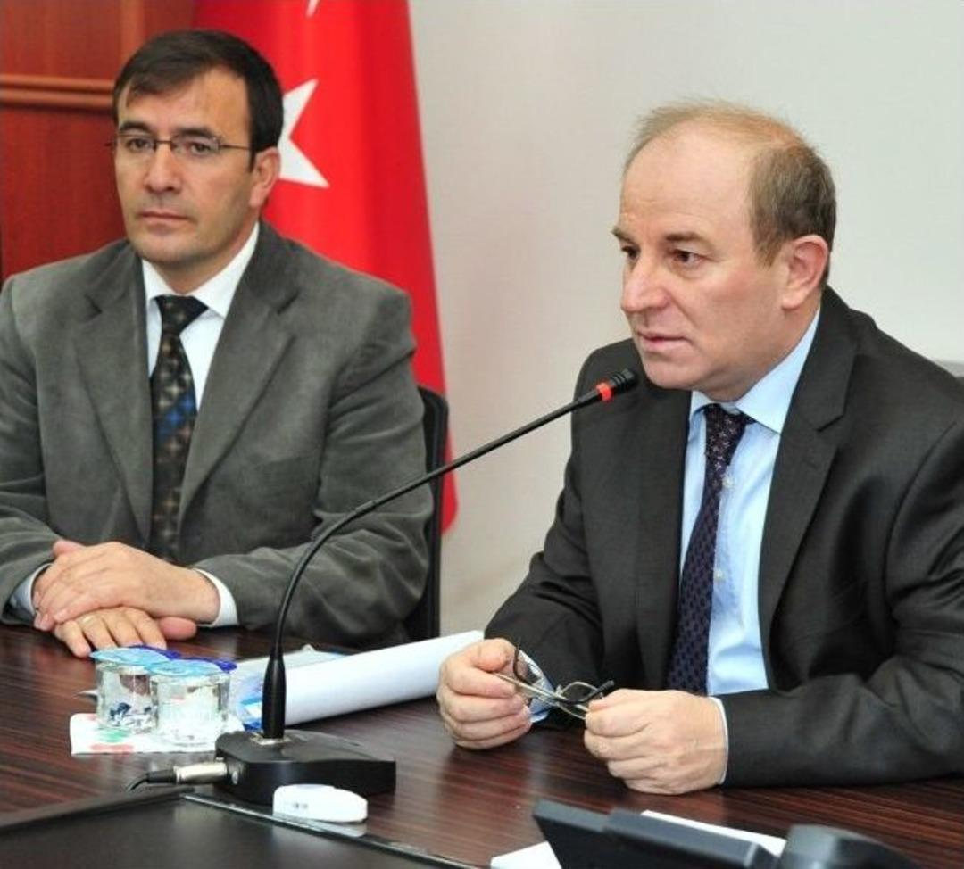 Yabancı &Ouml;ğrencilerden Vali &Ouml;zt&uuml;rk&rsquo;e Ziyaret