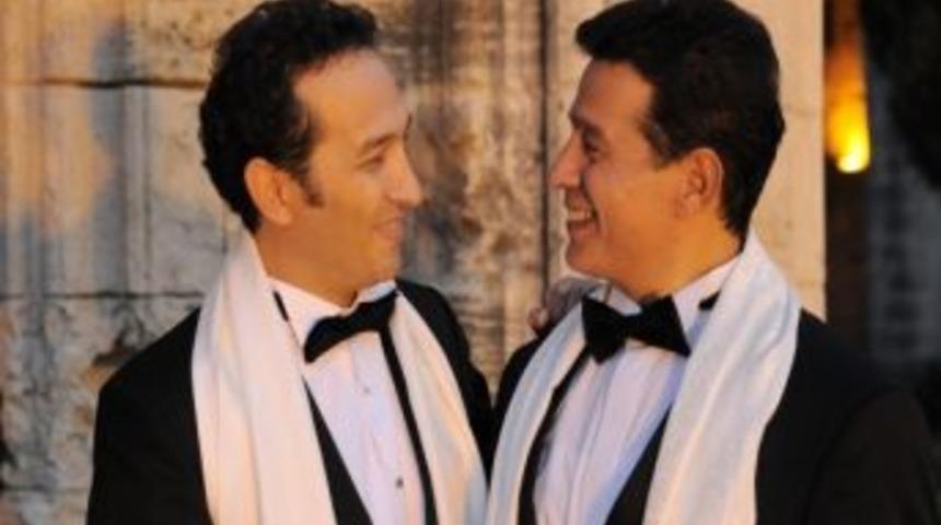 Tenor Kardeşler Bornova'da Sahne Alıyor