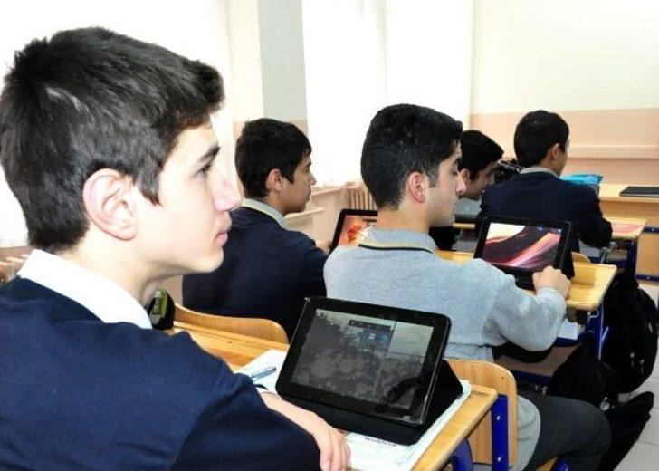 Liselerde Tablet Bilgisayarlı Eğitim Dönemi G2