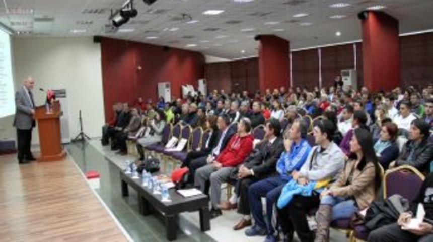 Beden Eğitimi &Ouml;ğretmenlerine, 'okulda Spor Yaralanmaları' Semineri