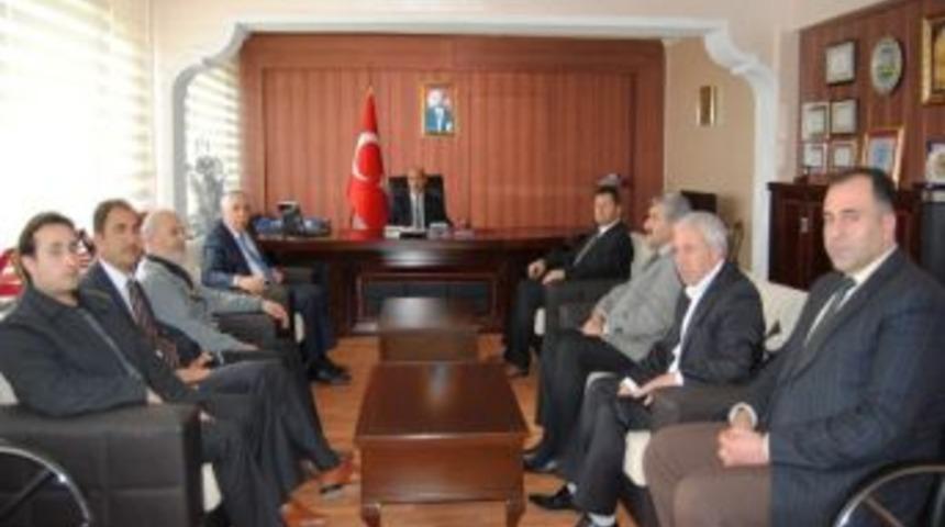 Organize Sanayi Y&ouml;netim Kurulu Başkanı Kanar, Genel Sekreter Bolat&rsquo;ı Ziyaret Etti