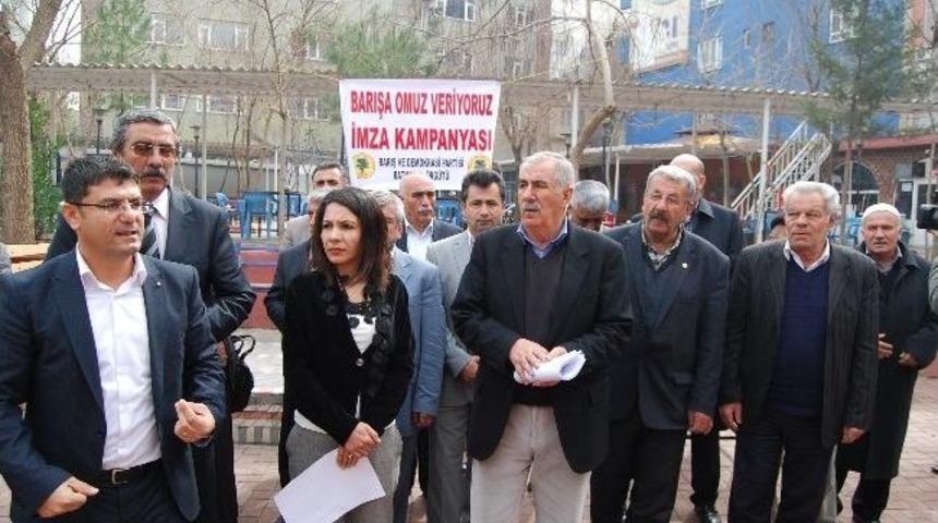 Batman&rsquo;da 'barışa Omuz Veriyoruz' İmza Kampanyası Başlatıldı