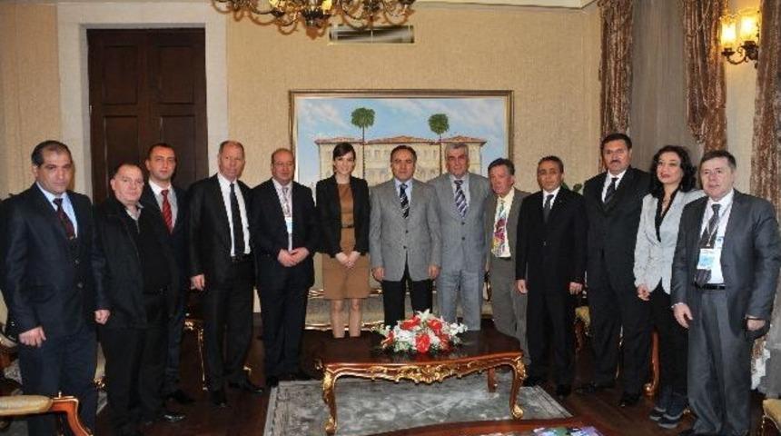 Kosova Ekonomi Bakan Yardımcısı Hasani, Vali Altıparmak&rsquo;ı Ziyaret Etti