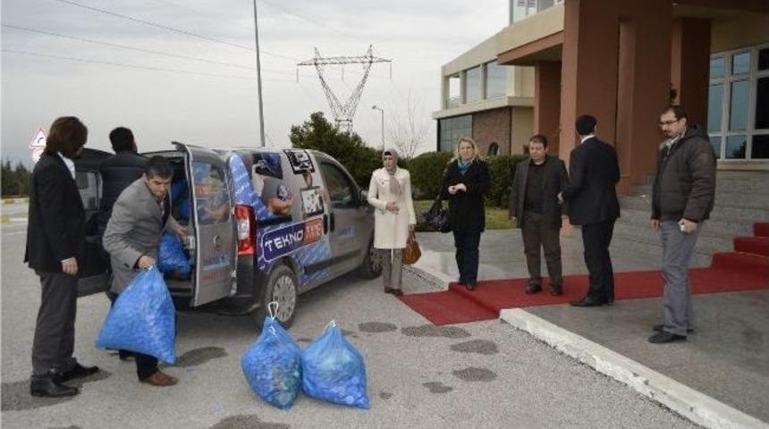 Ak Parti'den &Ccedil;om&uuml;&rsquo;ye Kapak Desteği