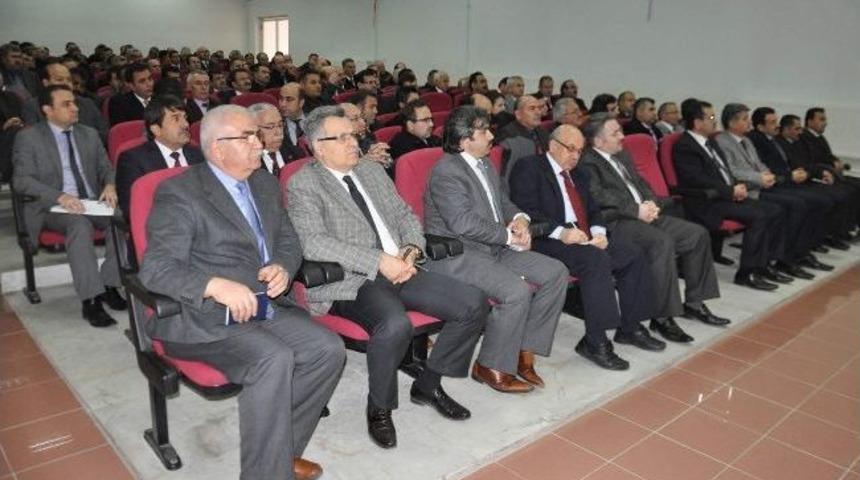 Niğde Milli Eğitim M&uuml;d&uuml;r&uuml; Celalettin Ekinci;