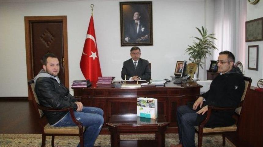 G&ouml;lyaka Bal &Uuml;reticilerinden Vali Yılmaz'a Ziyaret