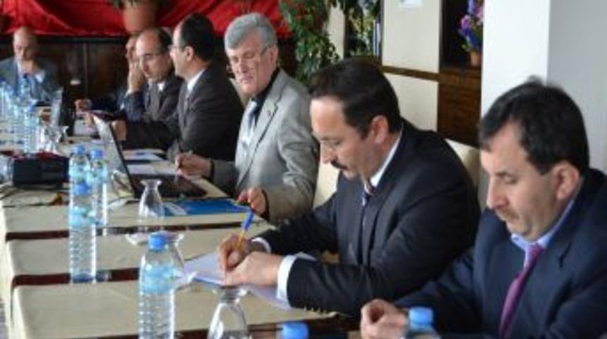 M&uuml;ft&uuml;ler Finike'de Biraraya Geldi