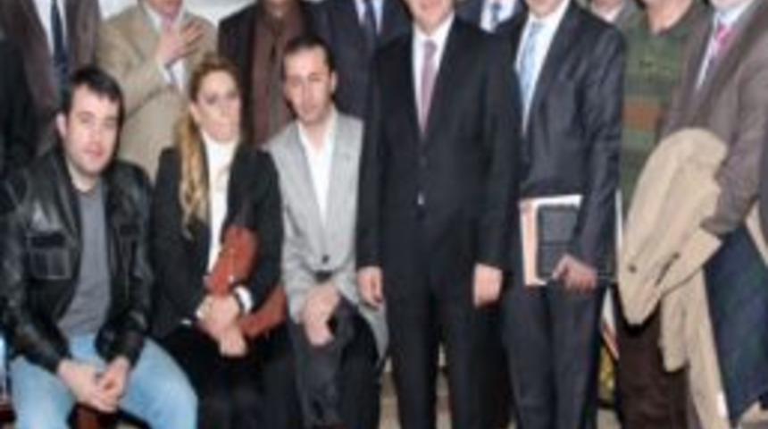 Recep Akdağ: Erzurum Ortak Akılla Kalkınabilir