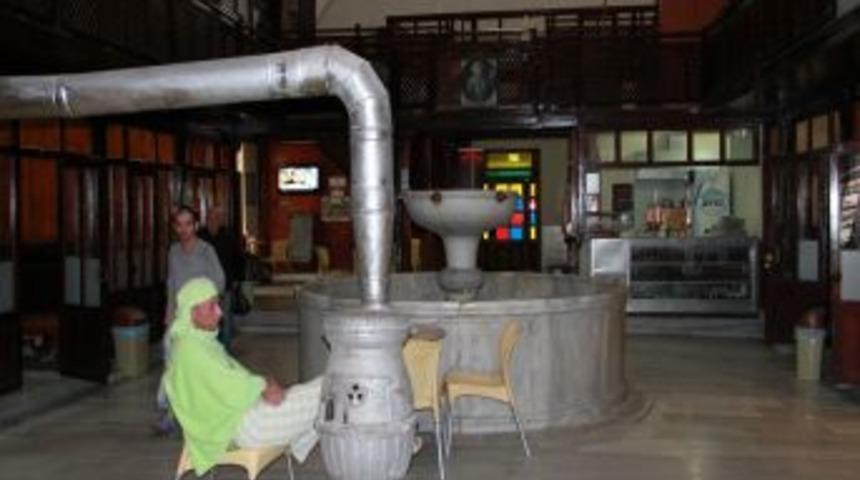 Kanuni'nin Tedavisi I&ccedil;in Yaptırılan Tarihi Yapı, Icralık Oldu