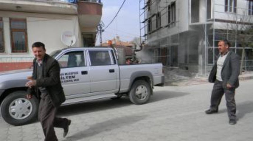 Sorgun Belediyesi Il&ccedil;ede Haşereyle M&uuml;cadele I&ccedil;in 380 Litre Ila&ccedil; Kullanılacak