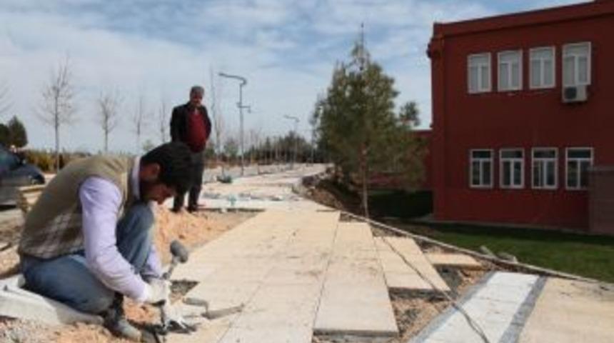 Adıyaman &Uuml;niversitesi Kamp&uuml;s&uuml;n&uuml;n &Ccedil;ehresi Değişiyor