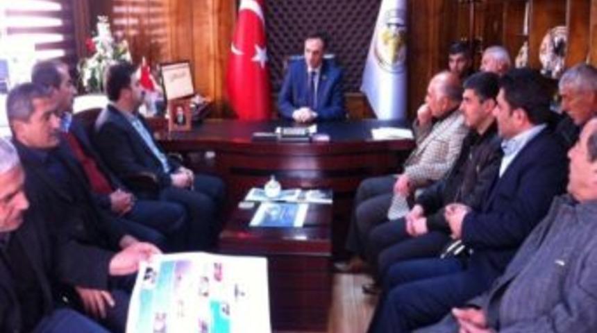 Ak Parti Mardin İl Y&ouml;netiminden &Ouml;merli Belediyesi'ne Ziyaret