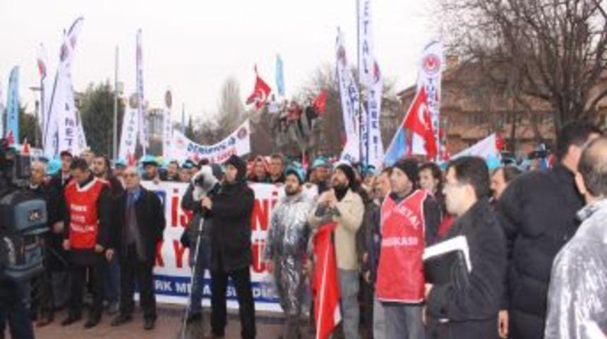 Kirpileri Üreten Fabrikanın Işçileri Ankara'da Eylem Yaptı