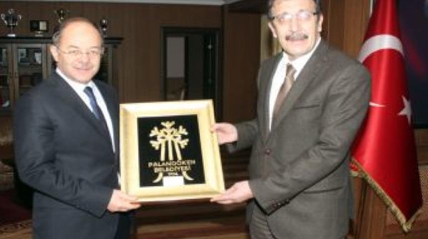 Recep Akdağ, Paland&ouml;ken Belediyesi'ni Ziyaret Etti