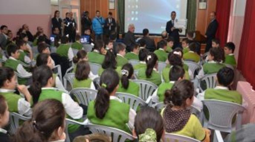 Bolu Merkezde 8. Sınıf &Ouml;ğrencilere Polis Anlatılacak