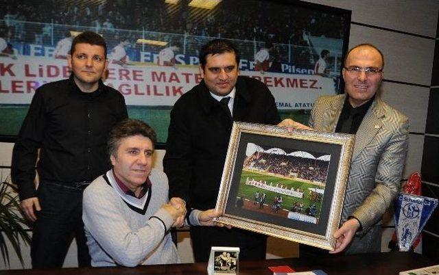 Kızılay’dan Samsunspor’a Ziyaret