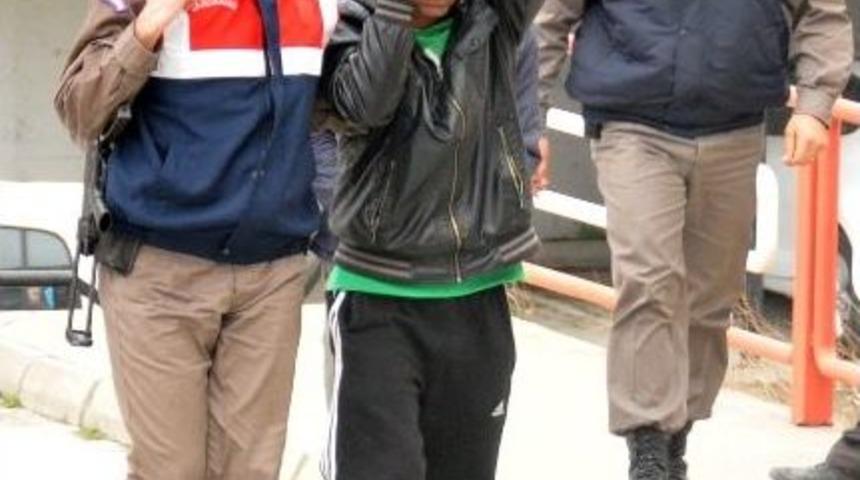 Hırsızlardan dayak yedi!