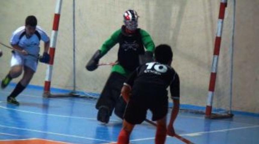 Batman&rsquo;da Ter&ouml;r Mağdurları Anısına Hokey Turnuvası