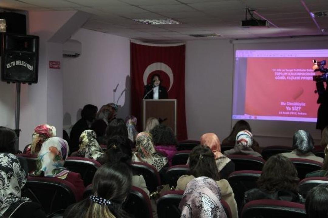 Oltu'da G&ouml;n&uuml;l El&ccedil;ileri Projesi Tanıtım Toplantısı Yapıldı