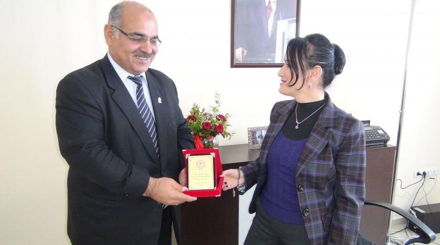 Kış Oyunlarında Emeği Geçenlere Teşekkür Plaketi Verildi