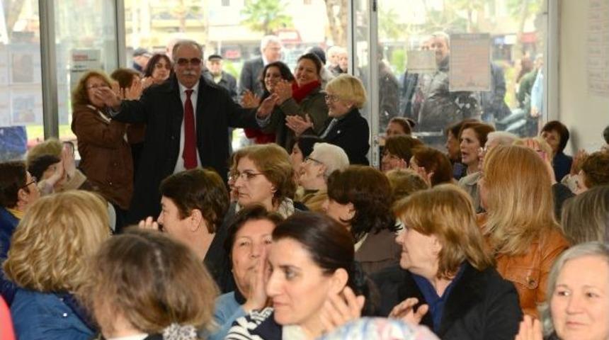 Kent G&ouml;n&uuml;ll&uuml;lerinden Başkan G&ouml;khan&rsquo;a Tebrik