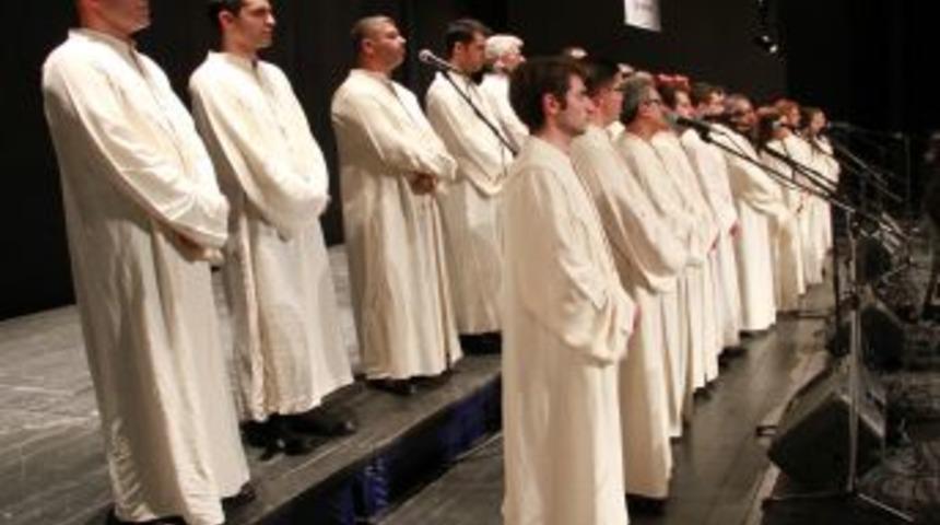 &Uuml;&ccedil; Dinin T&uuml;rk&uuml;leriyle Kardeşliği Anlattılar