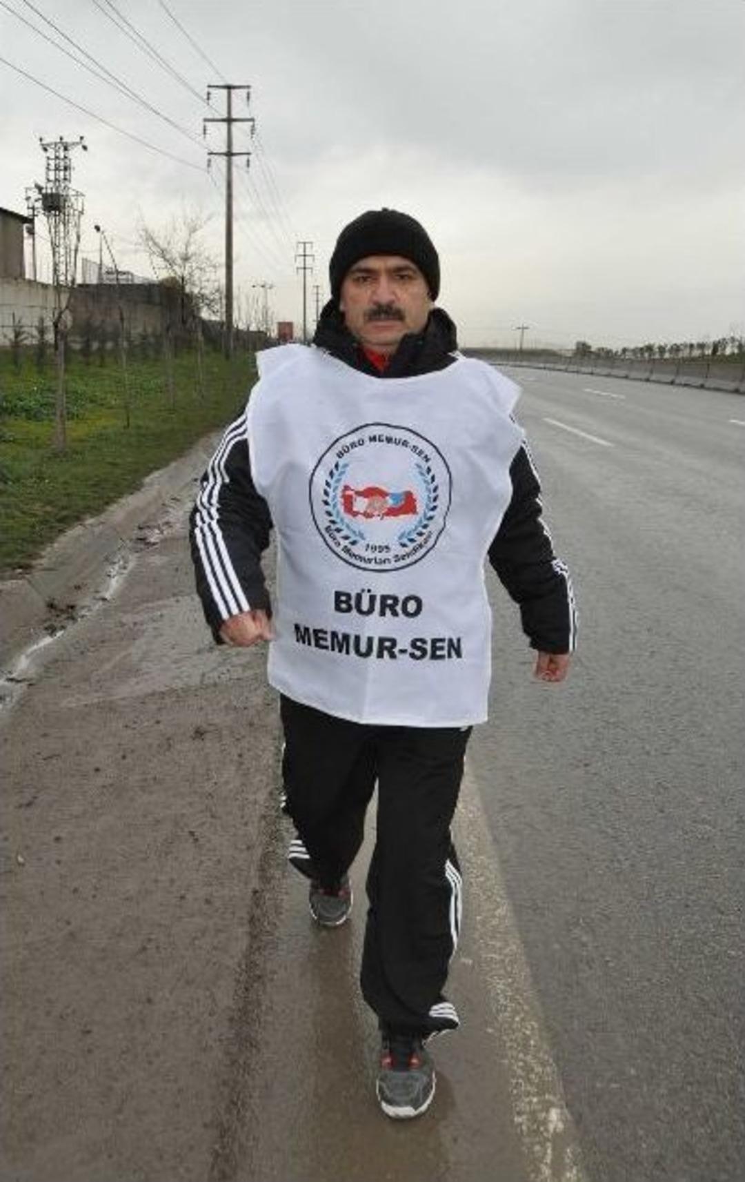 İstanbul&rsquo;dan Ankara&rsquo;ya Y&uuml;r&uuml;y&uuml;şte Zorunlu Mola