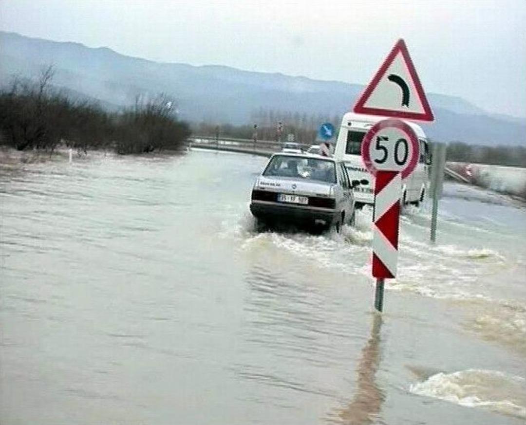 Yenipazar Sahil Kasabasına D&ouml;nd&uuml;