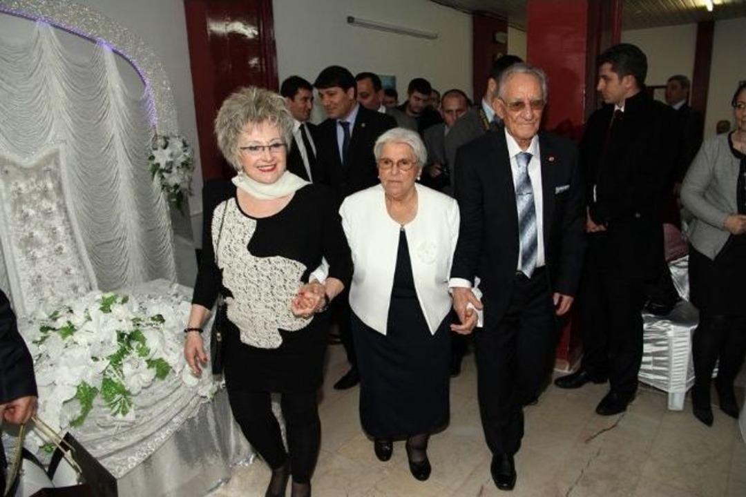 Gelin 90, Damat İse 83 Yaşında